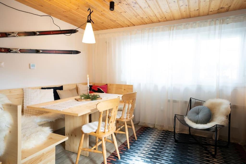 Ski Hut Smucka Kranjska Gora Eksteriør bilde