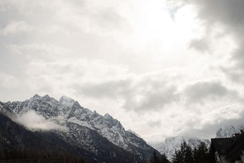 Ski Hut Smucka Kranjska Gora Eksteriør bilde